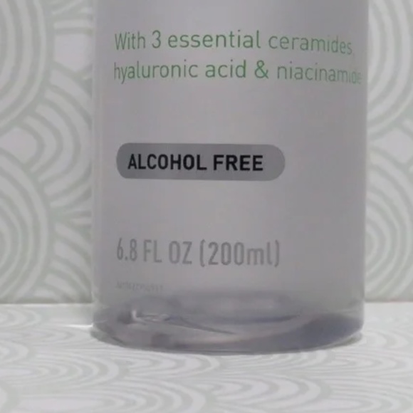 CERAVE💥HYDRATING TONER FOR NORMAL TO DRY SKIN 6.8 OZ - LOT OF 2💥 - Picture 2 of 5